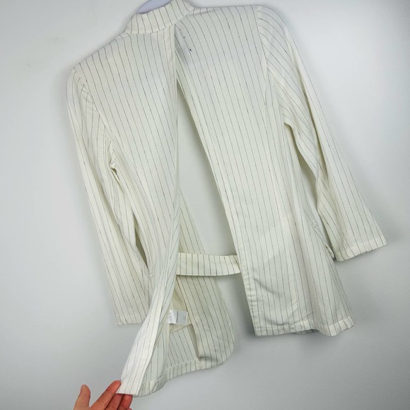 Trouvé Ivory Stripe Jacket Blazer Professional Career Wear Women’s Size XS - Picture 6 of 6